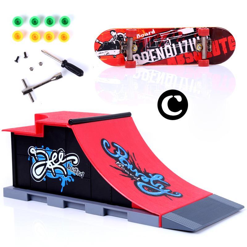 Finger Skateboard Park Ramp